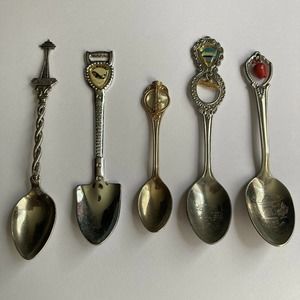 Lot of 5 Vintage Collectible Souvenir Travel Spoons Assorted Washington USA Tour